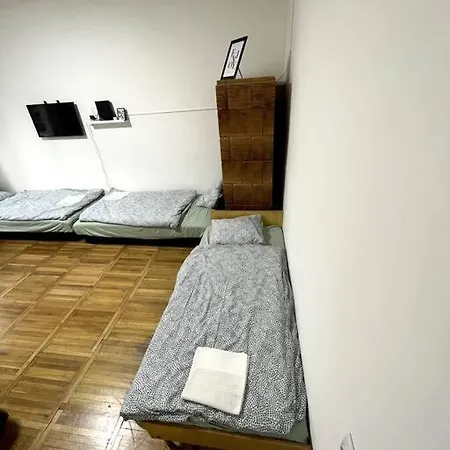 Apartment Hangulatos Lakas Zold Ovezeteben